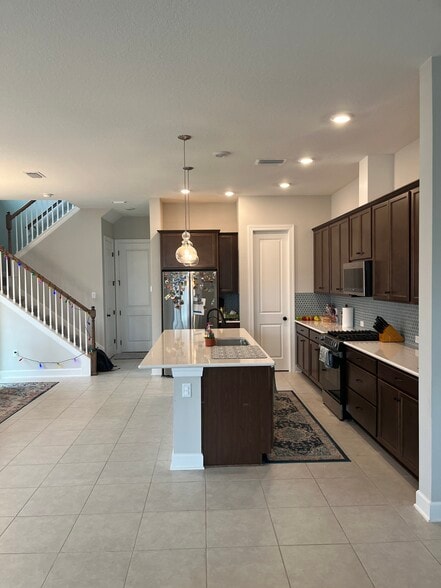 Building Photo - 11029 Electron Way
