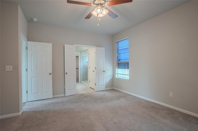 Building Photo - 120 Caney Cv