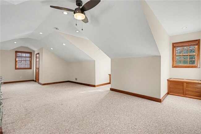 Building Photo - 39 Alden Ave NW