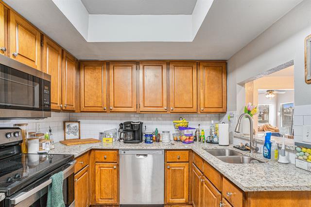 Building Photo - 2201 Jackson Cir