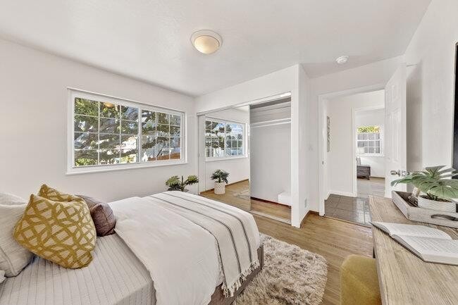 Room-3 - 2946 E 29th St