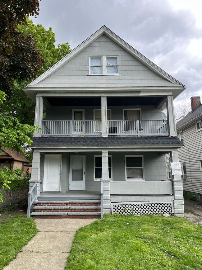 Building Photo - 3339 W.84th