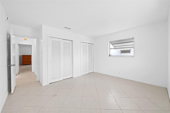 Building Photo - 7005 NW 11th St