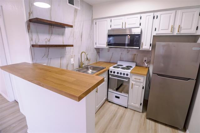 Building Photo - 2309 Balsam Dr