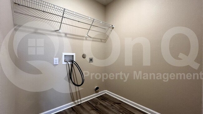 Building Photo - 283 Moonstone Way