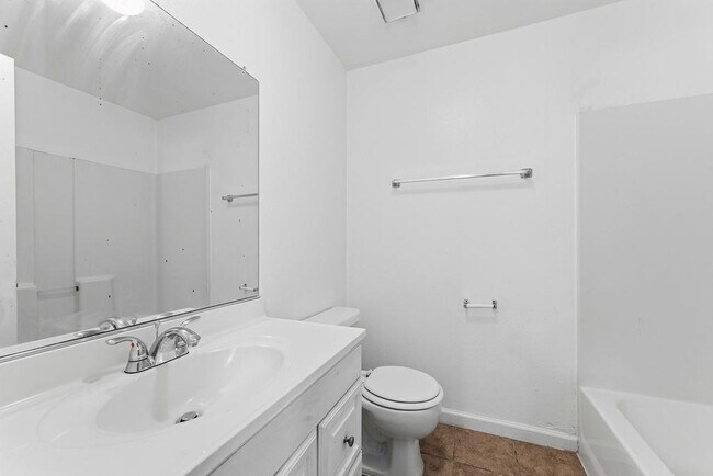 Building Photo - 2712 Whitis Ave