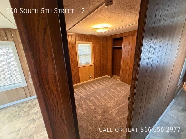 Building Photo - 500 S 5th St