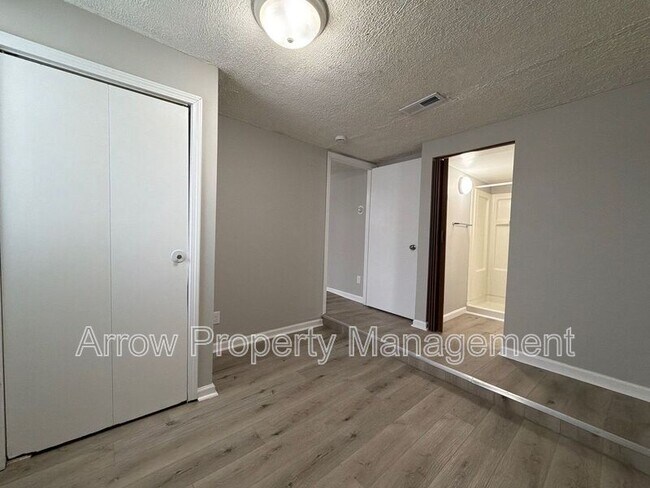 Building Photo - 2840 Starr St