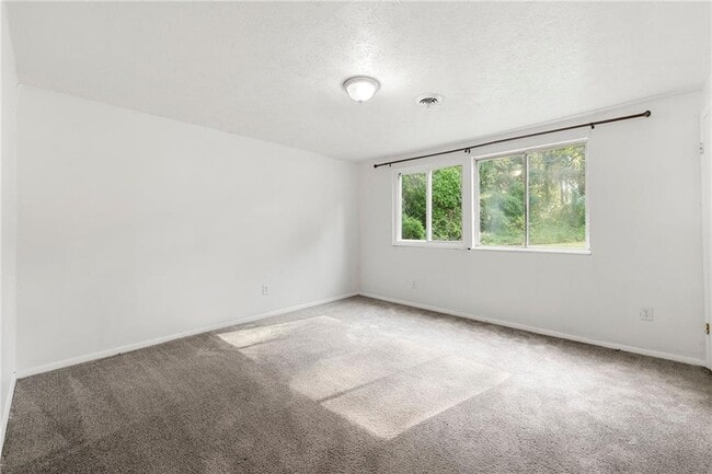 Building Photo - 1069 Martin Rd