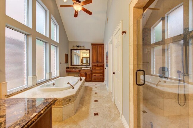 Building Photo - 607 Barkers Cove