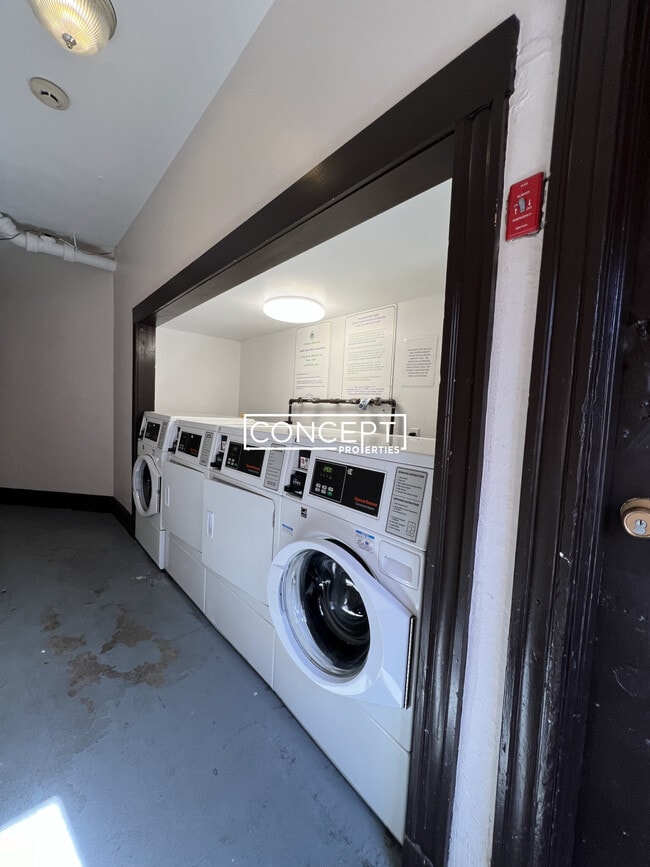 Building Photo - 56 Selkirk Rd