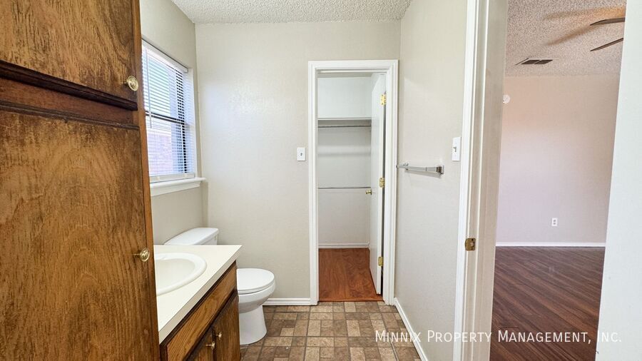 Building Photo - 2509 79th St