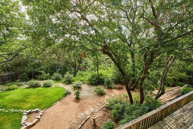 Building Photo - 10905 Galleria Cove