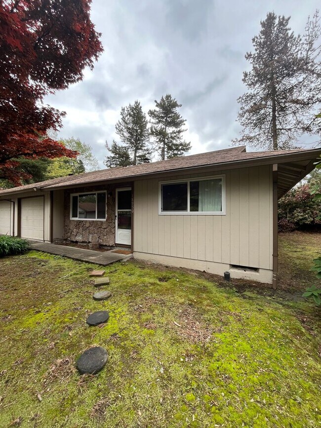 Building Photo - 18950 NW Shadow Ln