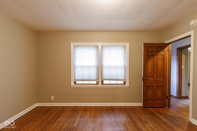 Building Photo - 6353 Riverview Dr