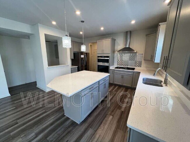 Building Photo - 5374 Noble Crossing Pkwy W