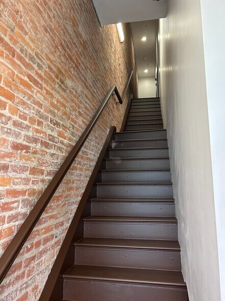 Entry from street - 311 W Fayette St