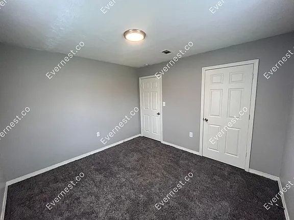 Building Photo - 320 McTyere Ave