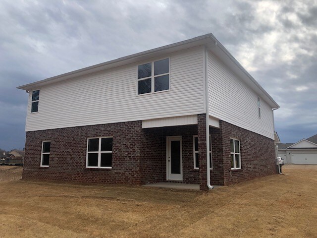 Building Photo - 111 Fall Mdw Dr