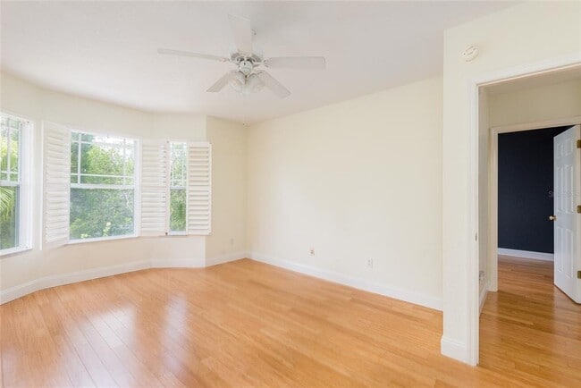 Building Photo - 2876 Bayshore Trails Dr