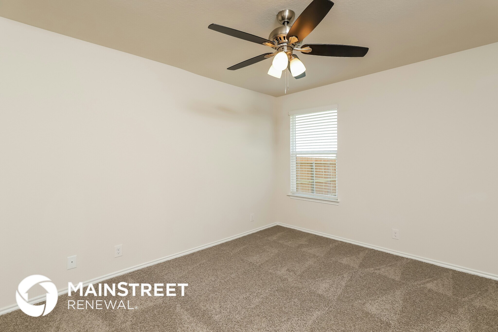 Building Photo - 6614 Legato Curv