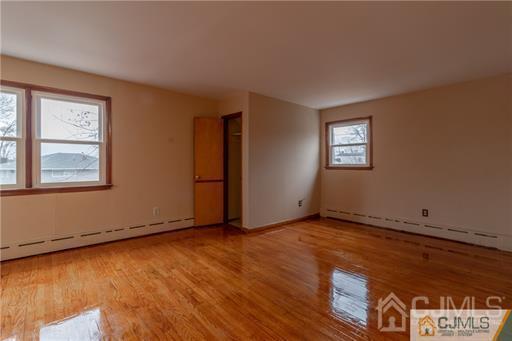 Building Photo - 346 Carteret Ave