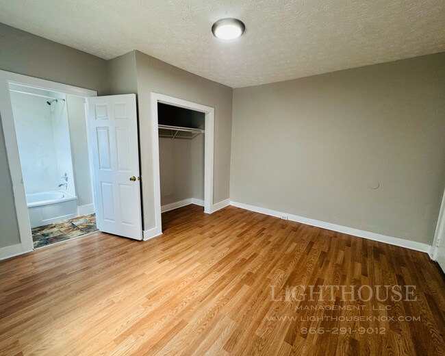 Building Photo - 2815 Tarleton Ave