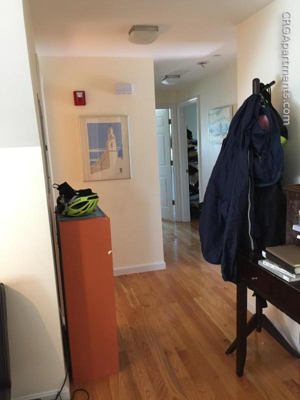 Building Photo - 54 Beacon St