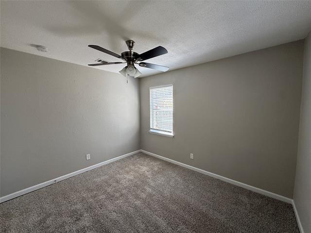 Building Photo - 1833 Grove Cir