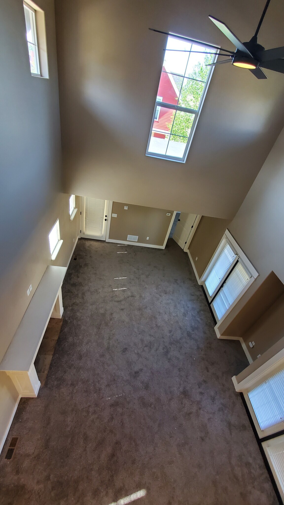 Building Photo - 4255 Cascade St