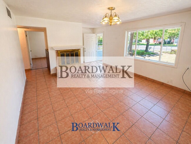 Building Photo - 4681 W 5015 S