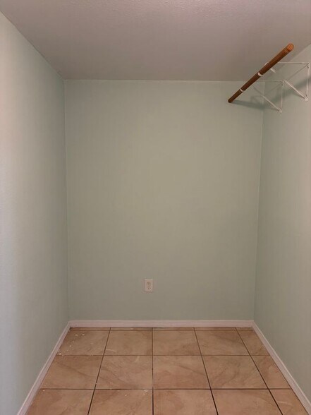 Building Photo - 3723 Olive St