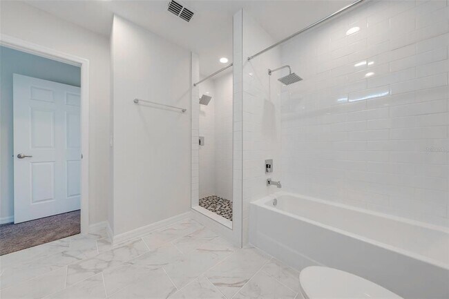 Building Photo - 2141 Penny Ln