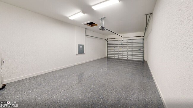 Building Photo - 6048 Stratton Rd