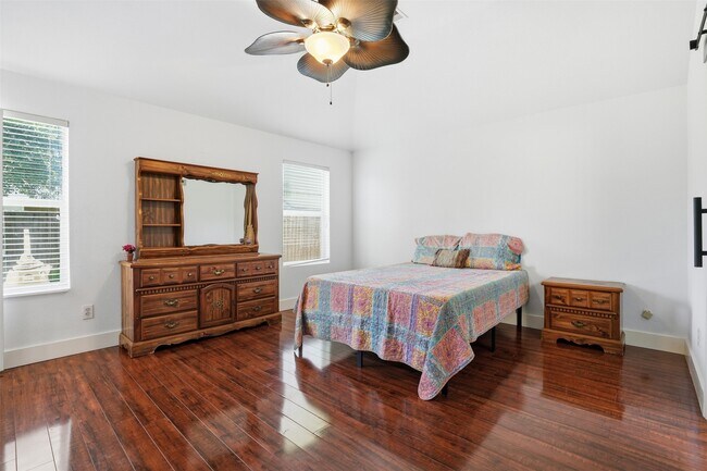 Building Photo - 14410 Long Meadow Dr
