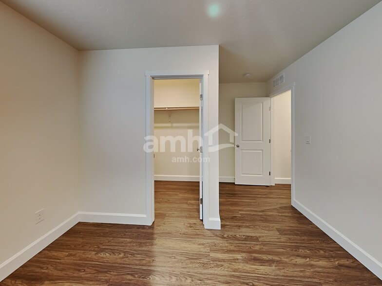 Building Photo - 5066 W White Ash Ct
