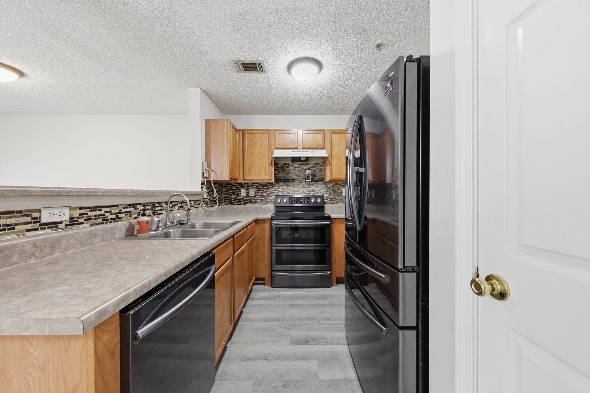 Building Photo - 345 Crooked Pine Trl