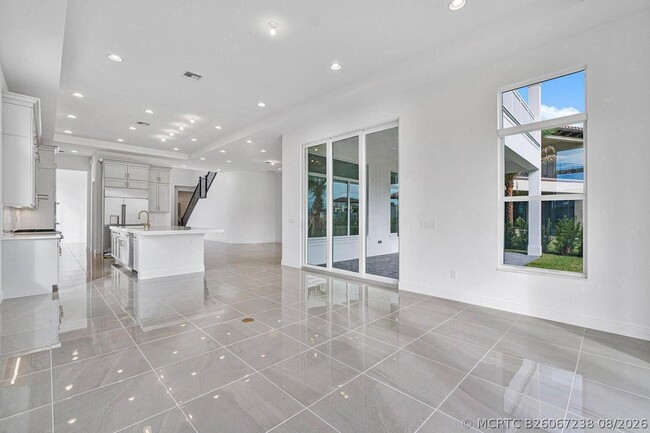 Building Photo - 4202 Mendel Ln