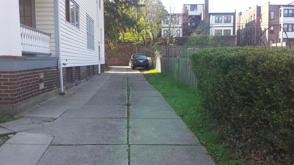 Driveway - 2656 Hampshire Road