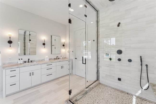 Building Photo - 53A Tanners Neck Ln