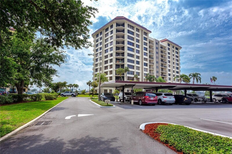 Building Photo - 736 Island Way