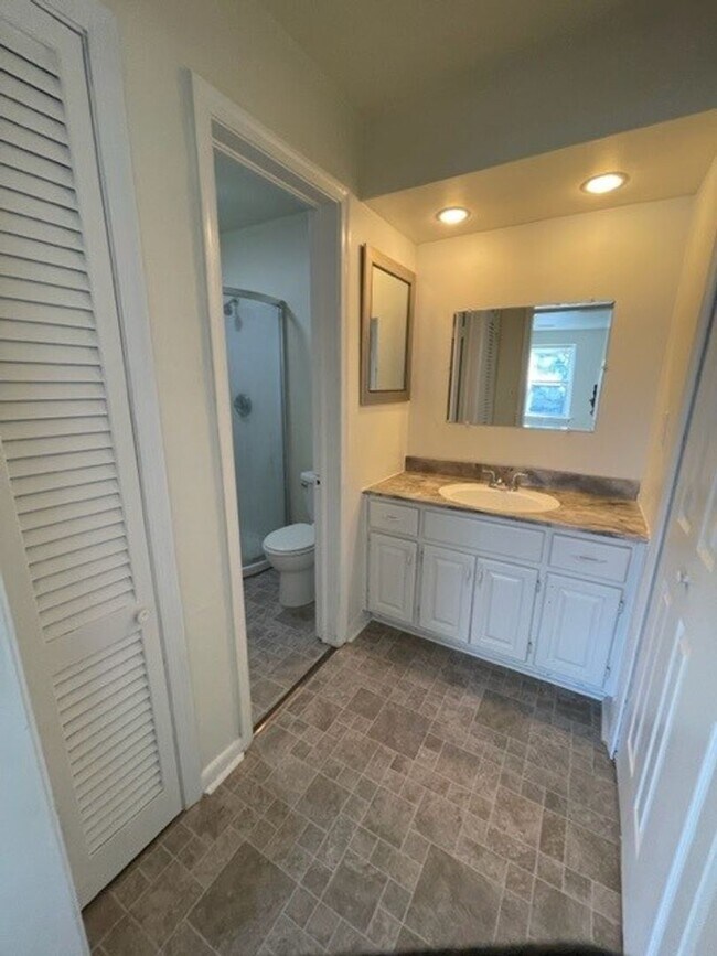 Building Photo - 4025 S Plaza Trail