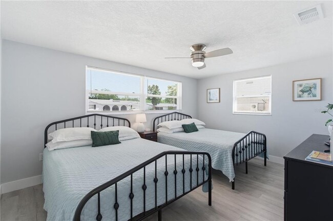 Building Photo - 7608 Sue Ellen Dr