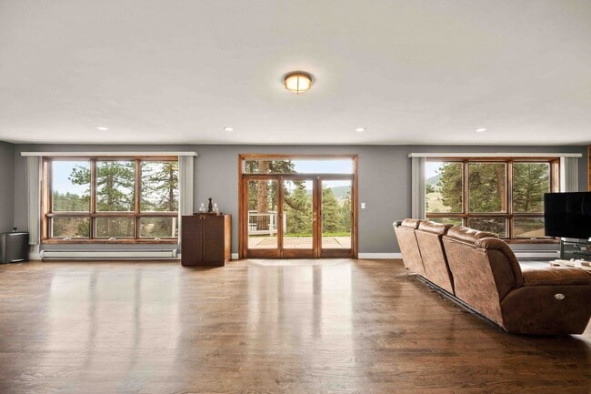 Building Photo - Exquisite Lookout Mountain Estate – Where ...