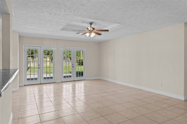 Building Photo - 5818 Silver Frst Dr