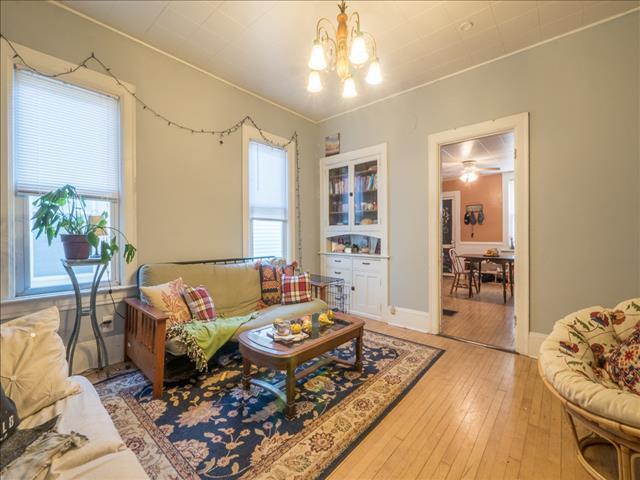 Living Room - 2579 N Bartlett Ave