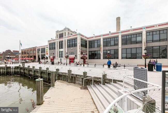 Building Photo - 1307 Prince St