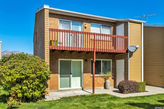 Building Photo - AWESOME GROUND FLOOR CONDO IN OREM