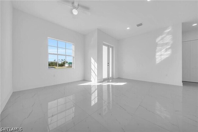 Building Photo - 3310 11th St W