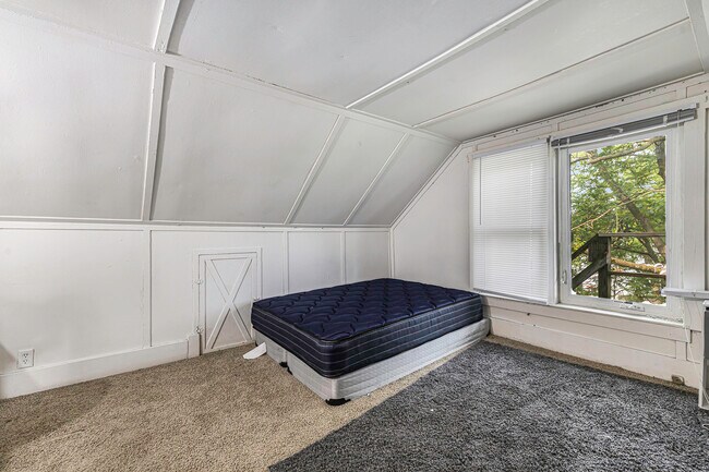 Building Photo - 1207 Prospect-